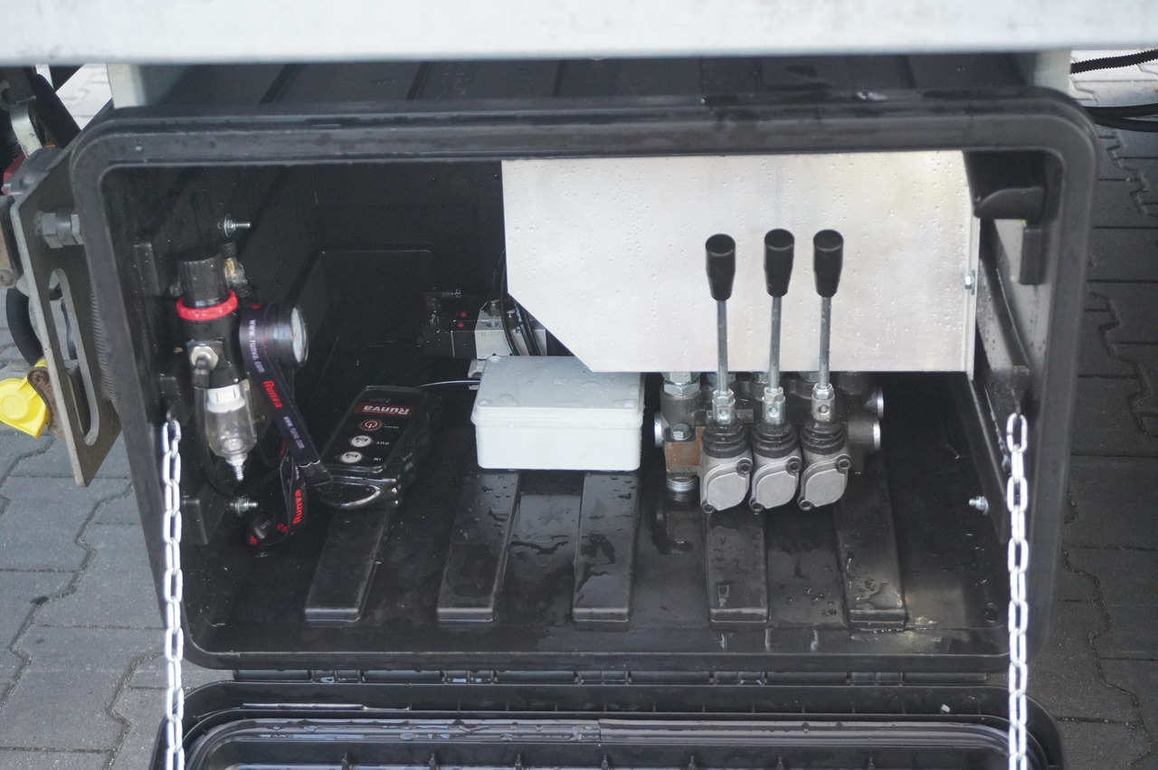 Odťahovy voz MERCEDES-BENZ Actros 2546 MP5 6x2 / NEW Tow truck 9.5 m / Lounge cabin: obrázok 18