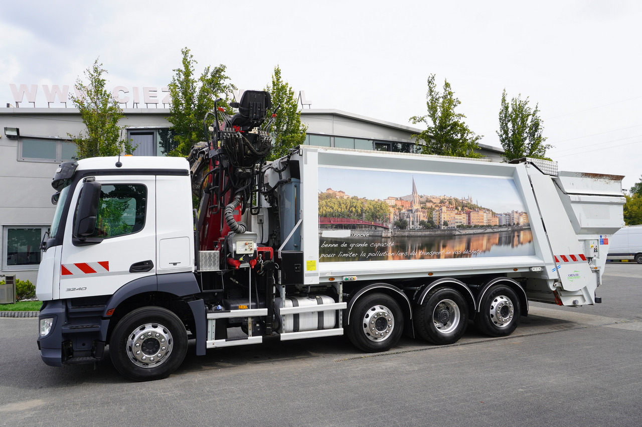 MERCEDES-BENZ Antos 3240 8x2 / Tajfun 5T crane / Farid Industries garbage truck/ 3 steered axles - Auto na odvoz odpadu: obrázok 5 MERCEDES-BENZ Antos 3240 8x2 / Tajfun 5T crane / Farid Industries garbage truck/ 3 steered axles - Auto na odvoz odpadu: obrázok 5