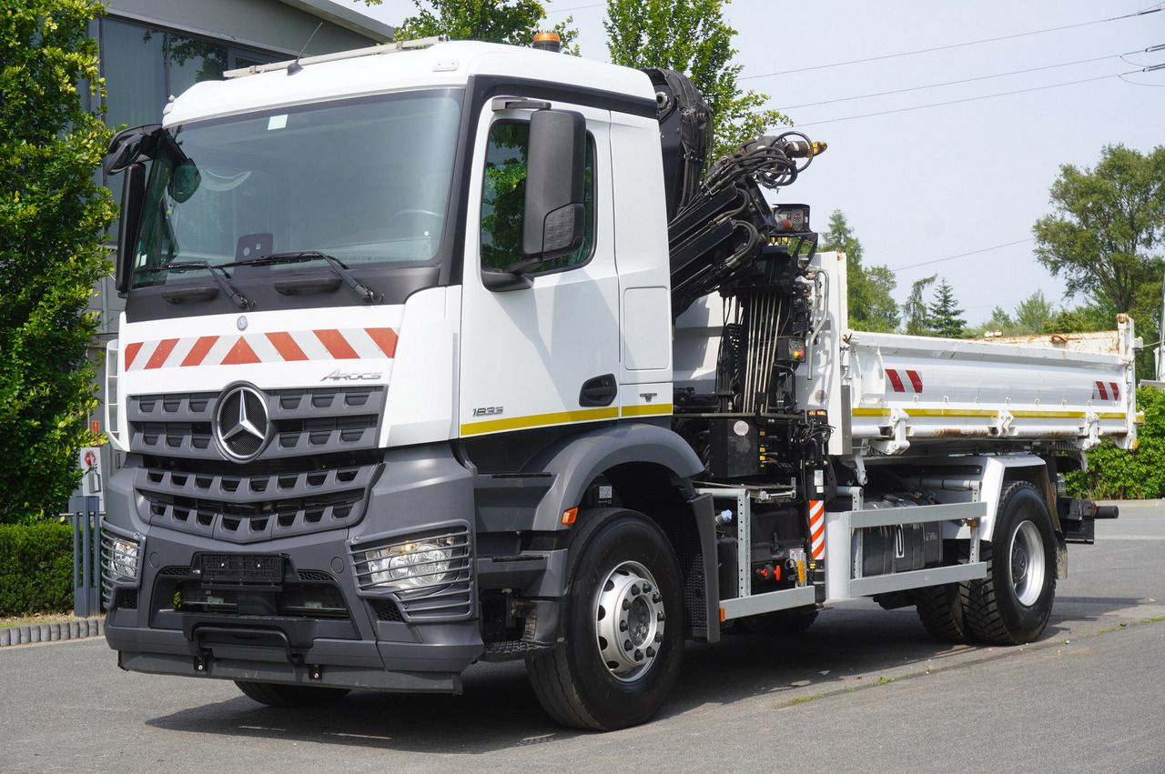 MERCEDES-BENZ Arocs 1833 / 87,000 km!!! / Hds HIAB X-DUO 128 B-2 / three-sided tipper - Valníkový/ Plošinový nákladný automobil, Auto s hydraulickou rukou: obrázok 3 MERCEDES-BENZ Arocs 1833 / 87,000 km!!! / Hds HIAB X-DUO 128 B-2 / three-sided tipper - Valníkový/ Plošinový nákladný automobil, Auto s hydraulickou rukou: obrázok 3
