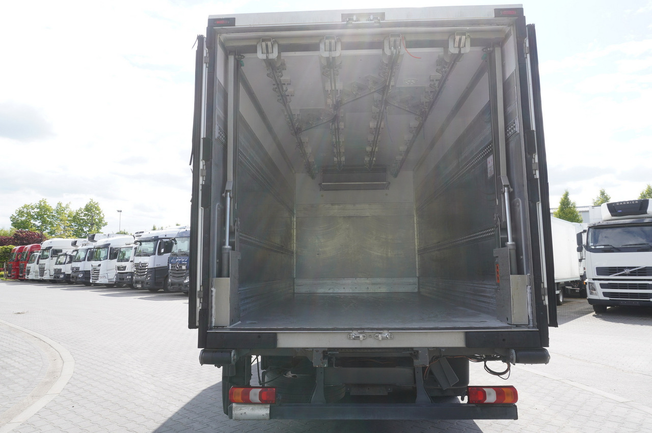 MERCEDES-BENZ Atego 1021 / Lamberet meat hook refrigerator / Carcass elevator 1000 kg / Thermoking T800 R - Chladirenské nákladné vozidlo, Auto s hydraulickou rukou: obrázok 5 MERCEDES-BENZ Atego 1021 / Lamberet meat hook refrigerator / Carcass elevator 1000 kg / Thermoking T800 R - Chladirenské nákladné vozidlo, Auto s hydraulickou rukou: obrázok 5