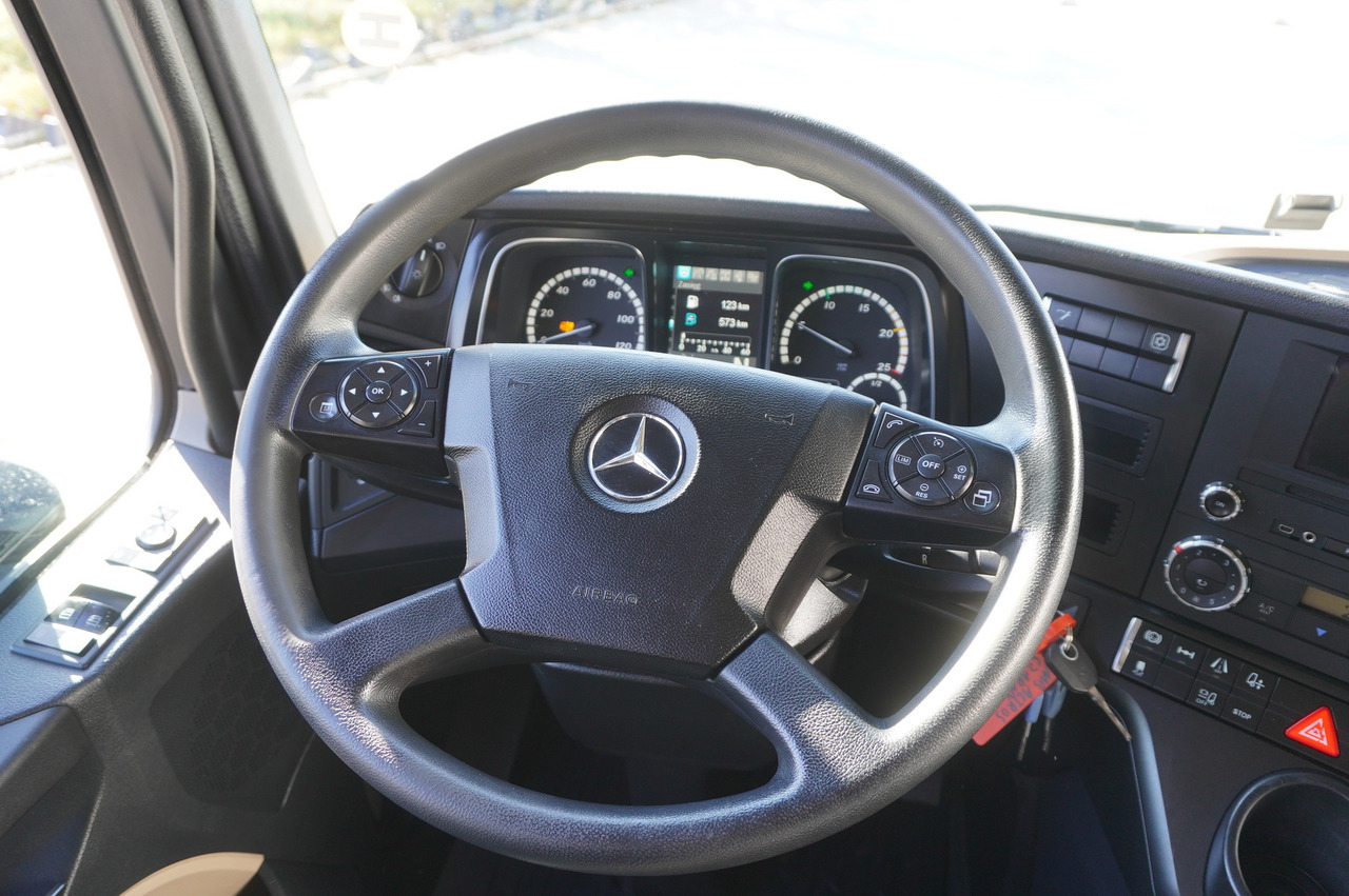 Odťahovy voz Merced Actros 1840 E6 4×2 / NEW Tow Truck platform 9.25 m / Lounge cabin: obrázok 25