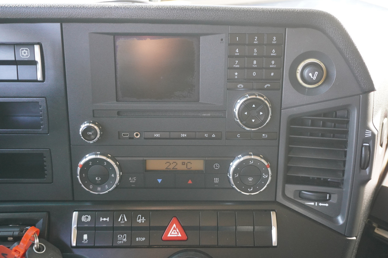 Odťahovy voz Merced Actros 1840 E6 4×2 / NEW Tow Truck platform 9.25 m / Lounge cabin: obrázok 26