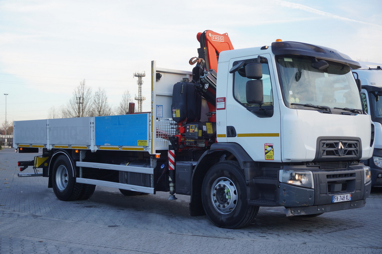 RENAULT C280 DTI 8 / FASSI crane 5.6 T / range 8 m / Flatbed 15 EPAL - Auto s hydraulickou rukou: obrázok 5 RENAULT C280 DTI 8 / FASSI crane 5.6 T / range 8 m / Flatbed 15 EPAL - Auto s hydraulickou rukou: obrázok 5
