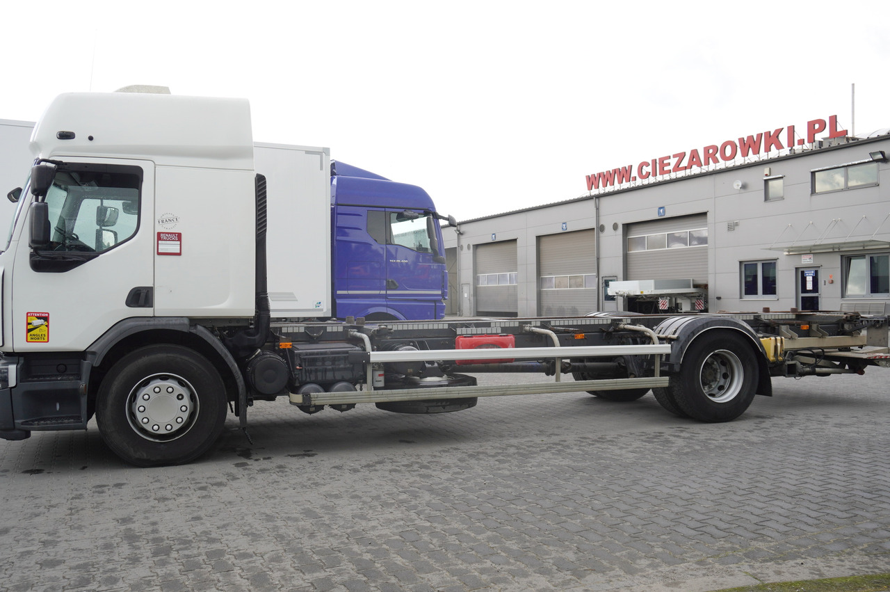 RENAULT D19 Wide Glob / BDF / load capacity 11t / 280 thousand km / tail lift - Podvozek s kabinou: obrázok 4 RENAULT D19 Wide Glob / BDF / load capacity 11t / 280 thousand km / tail lift - Podvozek s kabinou: obrázok 4
