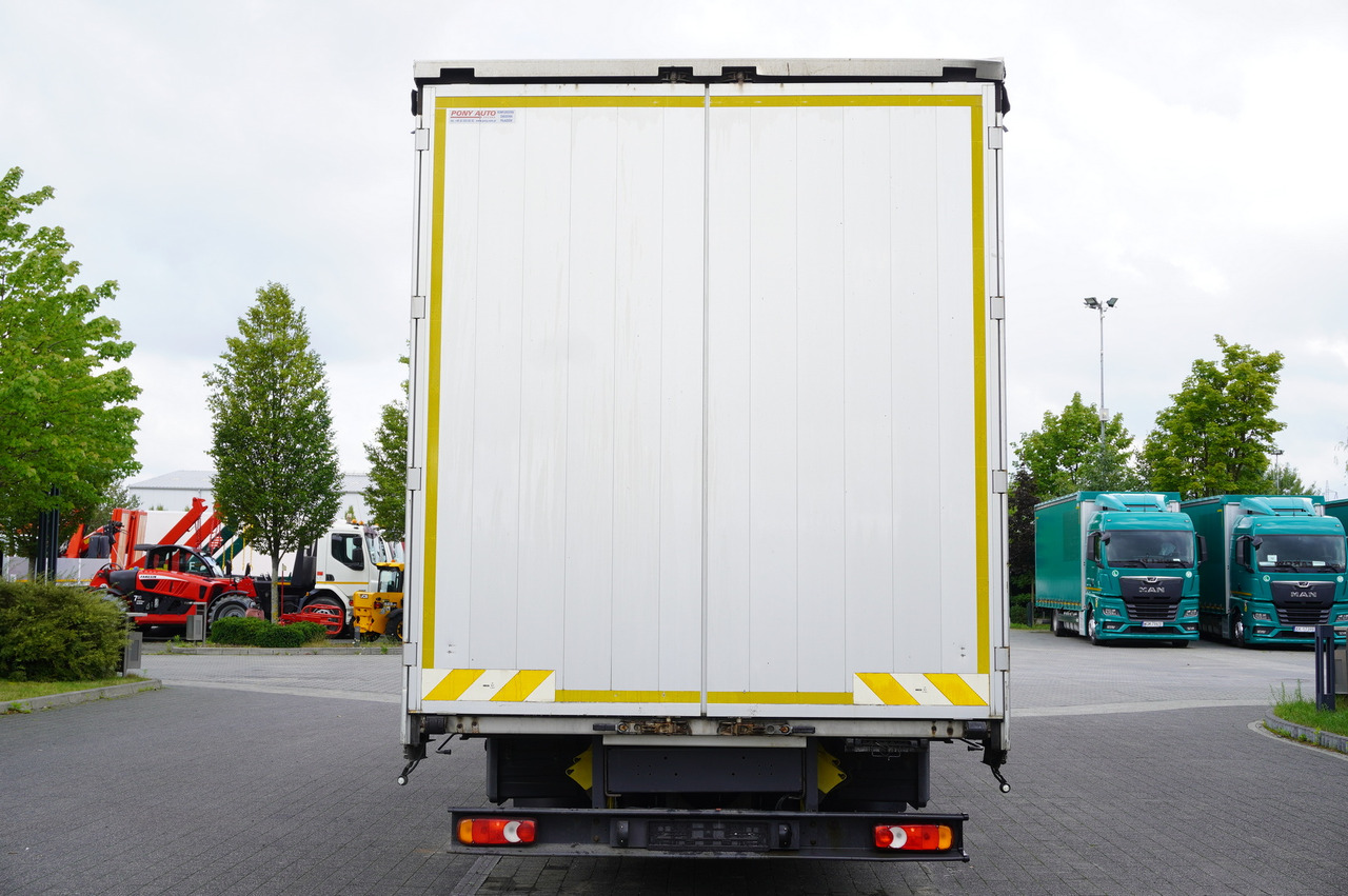 RENAULT Midlum 12.245 / dropside / sleeper / 18 pallets - Plachtové nákladné vozidlo: obrázok 4 RENAULT Midlum 12.245 / dropside / sleeper / 18 pallets - Plachtové nákladné vozidlo: obrázok 4