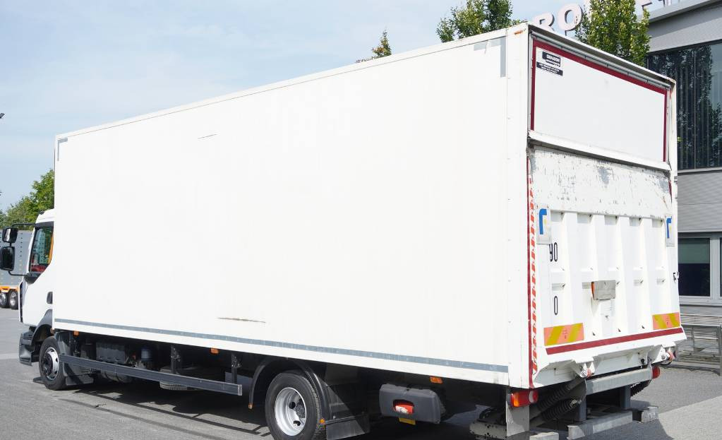 RENAULT Renault D12 E6 / Container 18 pallets / Lift - Skříňový nákladní auto: obrázok 3 RENAULT Renault D12 E6 / Container 18 pallets / Lift - Skříňový nákladní auto: obrázok 3
