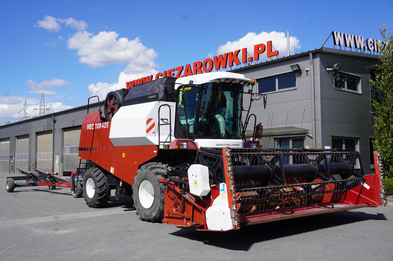 ROSTSELMASH VECTOR 425 RSM-101 grain harvester + Header 5 m + rapeseed harvesting extension / 2300 MTH - Obilný kombajn: obrázok 3 ROSTSELMASH VECTOR 425 RSM-101 grain harvester + Header 5 m + rapeseed harvesting extension / 2300 MTH - Obilný kombajn: obrázok 3