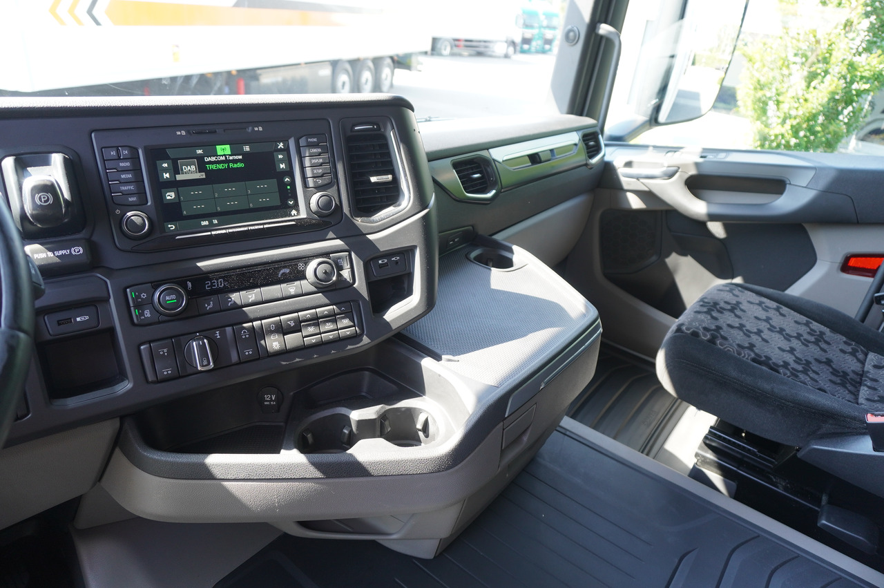 Chladirenské nákladné vozidlo na prepravu mäso SCANIA R500 Hook-Up Refrigerated Truck KIESLING 20 EPAL / Carrier Supra 1250 Silent: obrázok 17