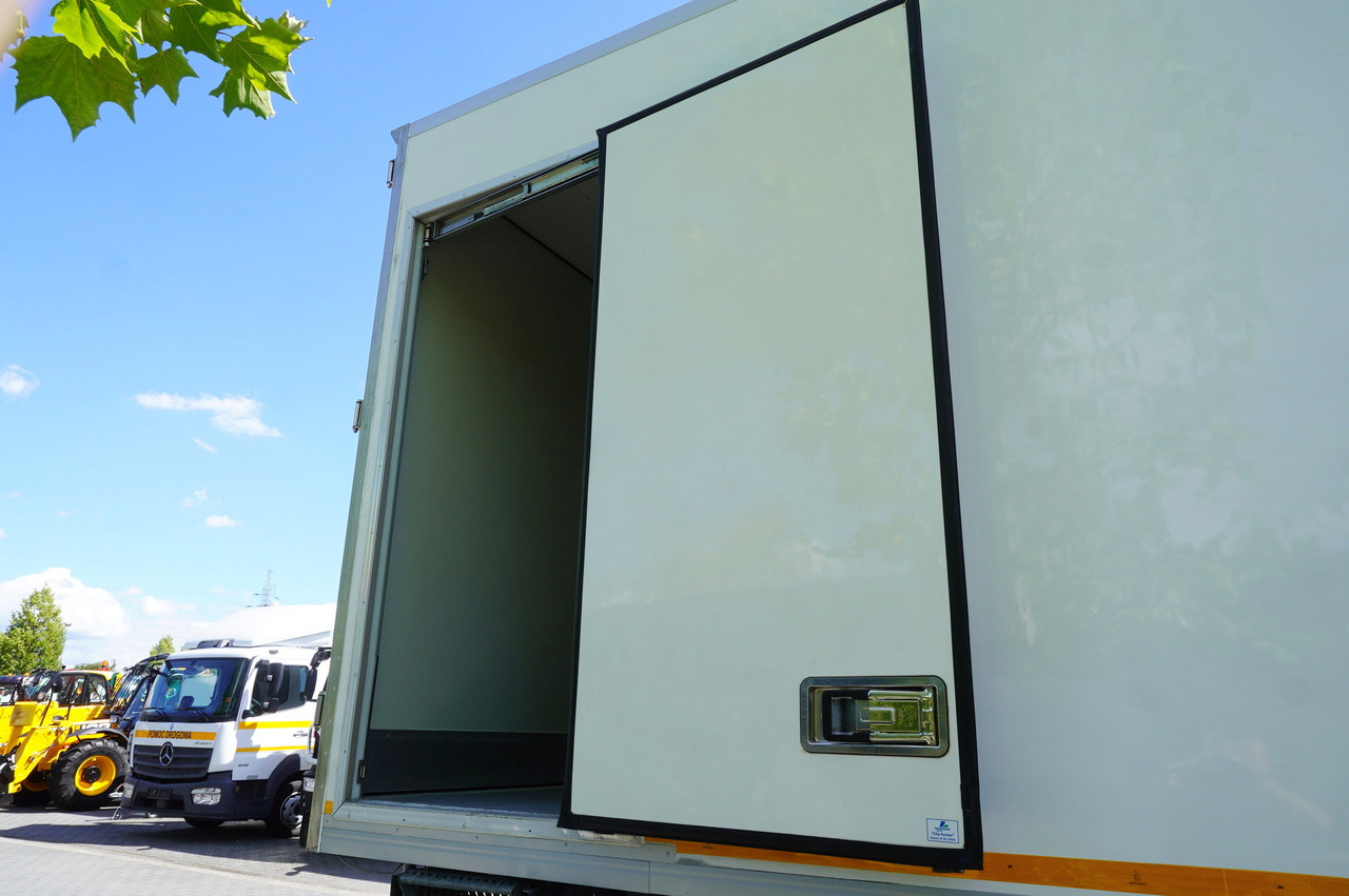 Leasing SCANIA R500 / Lecapitaine refrigerator 20 EPAL / Carrier Supra 950 / Steered 3rd axle SCANIA R500 / Lecapitaine refrigerator 20 EPAL / Carrier Supra 950 / Steered 3rd axle: obrázok 9