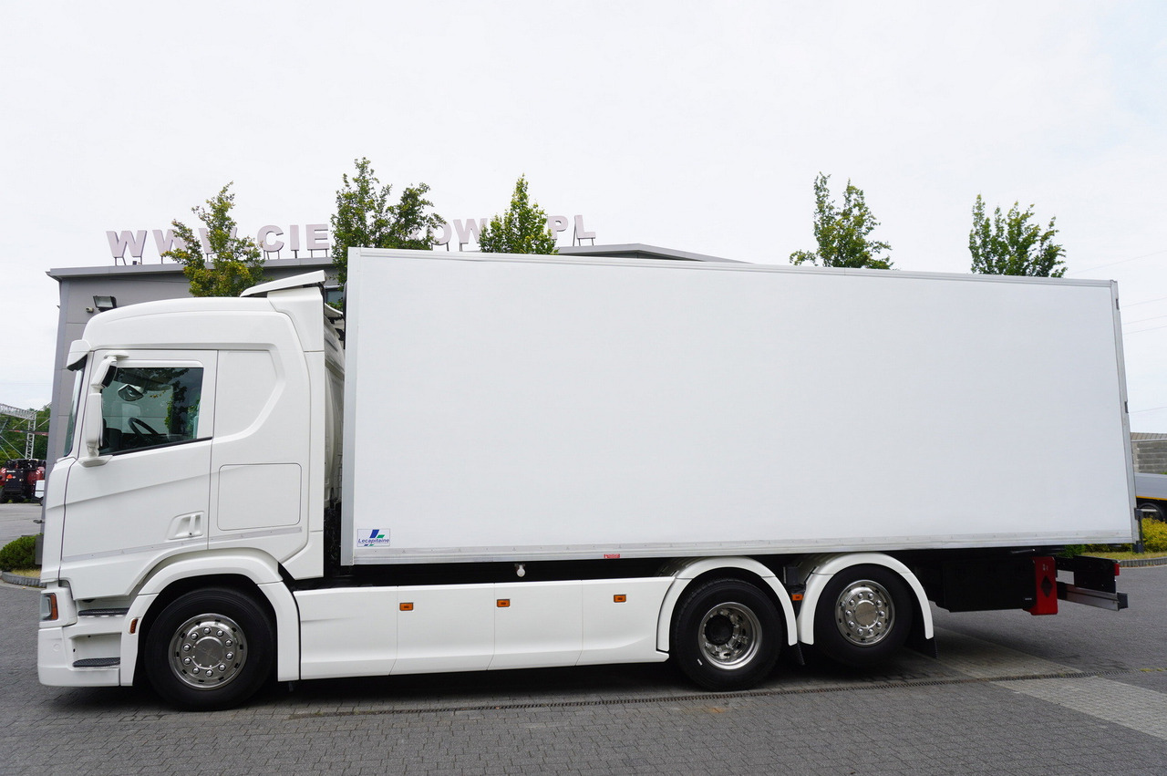 SCANIA R500 / Lecapitaine refrigerator / Carrier Supra 950 / steered 3rd axle - Chladirenské nákladné vozidlo: obrázok 2 SCANIA R500 / Lecapitaine refrigerator / Carrier Supra 950 / steered 3rd axle - Chladirenské nákladné vozidlo: obrázok 2