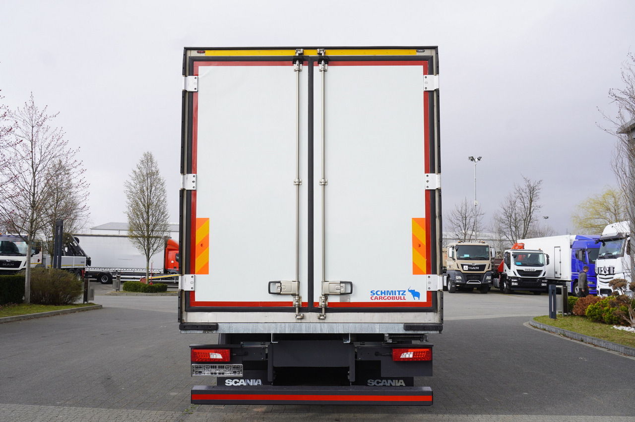 SCANIA R500 / Schmitz meat hook refrigerator / Carrier Supra 950U / 3rd steered axle - Chladirenské nákladné vozidlo: obrázok 4 SCANIA R500 / Schmitz meat hook refrigerator / Carrier Supra 950U / 3rd steered axle - Chladirenské nákladné vozidlo: obrázok 4