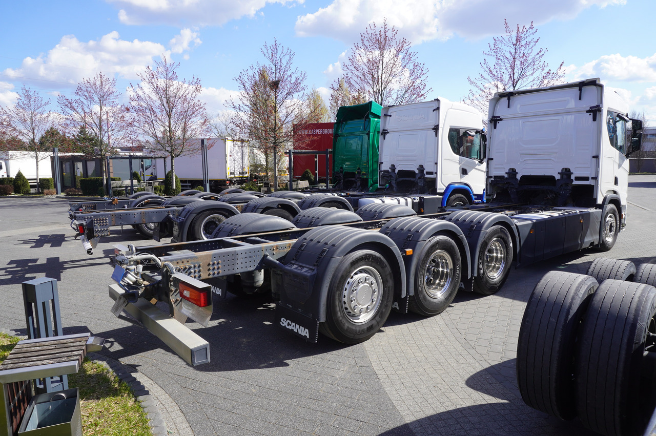 SCANIA R650 V8 / 650 HP/ frame 8.8 m / steered 4th axis / 20 units - Podvozek s kabinou: obrázok 5 SCANIA R650 V8 / 650 HP/ frame 8.8 m / steered 4th axis / 20 units - Podvozek s kabinou: obrázok 5