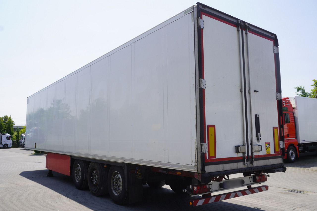 SCHMITZ refrigerated semi-trailer / Thermoking SLX E Spectrum 250 / Multitemperature - Náves chladírenské: obrázok 2 SCHMITZ refrigerated semi-trailer / Thermoking SLX E Spectrum 250 / Multitemperature - Náves chladírenské: obrázok 2