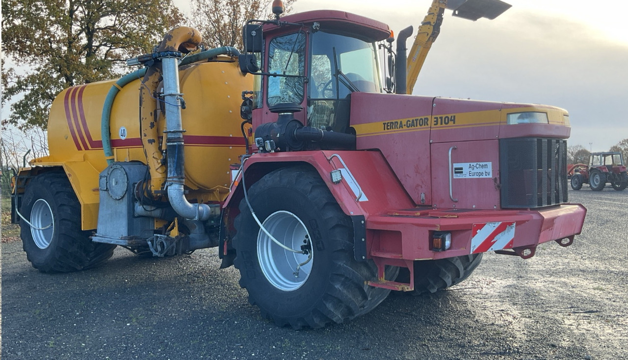 TERRA-GATOR TG 3104 Self-propelled liquid manure spreader - Rozmetadlo hnoja: obrázok 4 TERRA-GATOR TG 3104 Self-propelled liquid manure spreader - Rozmetadlo hnoja: obrázok 4