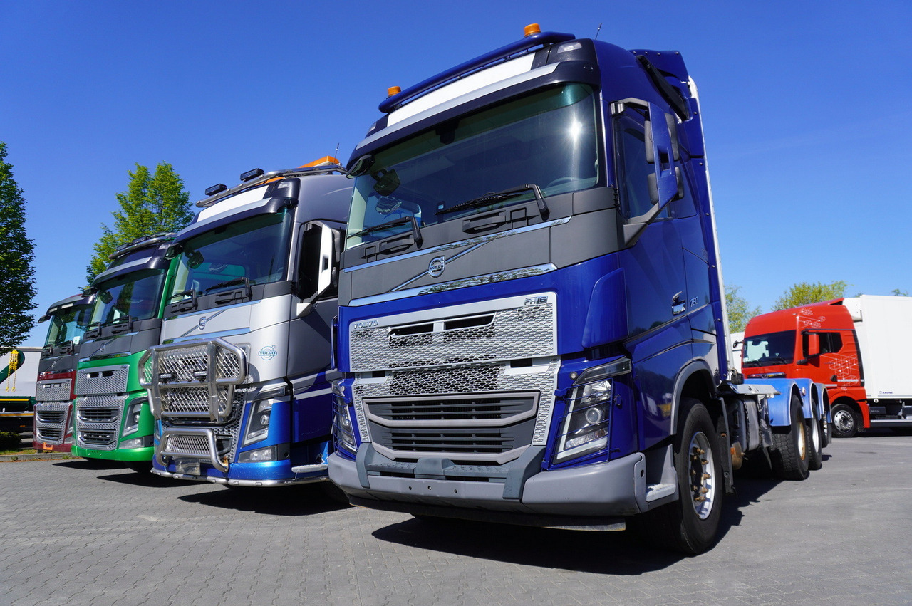 VOLVO FH16 750 / 750 HP! / chassis / 4 units 8x4 - Auto s hydraulickou rukou: obrázok 4 VOLVO FH16 750 / 750 HP! / chassis / 4 units 8x4 - Auto s hydraulickou rukou: obrázok 4