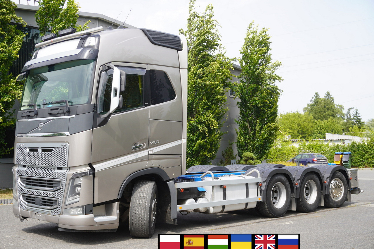 VOLVO FH16 750 8x4x4 / 750 HP! / Frame 685 cm / Steered 4th axle - Podvozek s kabinou: obrázok 1 VOLVO FH16 750 8x4x4 / 750 HP! / Frame 685 cm / Steered 4th axle - Podvozek s kabinou: obrázok 1