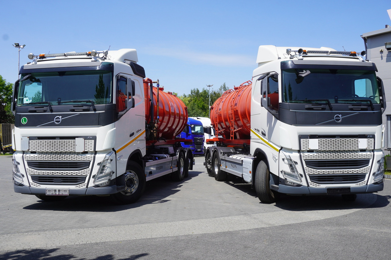 VOLVO Volvo FH 500 / Septic barrel 13000 l / Hook lift 21 t / 2022 / 3rd axle steered / 2 units - Fekálny náves: obrázok 3 VOLVO Volvo FH 500 / Septic barrel 13000 l / Hook lift 21 t / 2022 / 3rd axle steered / 2 units - Fekálny náves: obrázok 3