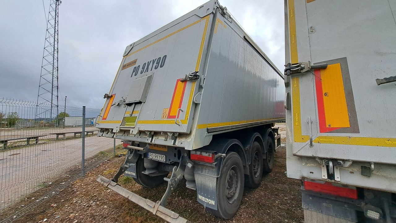 WIELTON NW-3 / weight 6.2 t / capacity 38m3 / Electrically folded roof / Teflon / 20 units, 2022 - Náves sklápěcí: obrázok 5 WIELTON NW-3 / weight 6.2 t / capacity 38m3 / Electrically folded roof / Teflon / 20 units, 2022 - Náves sklápěcí: obrázok 5