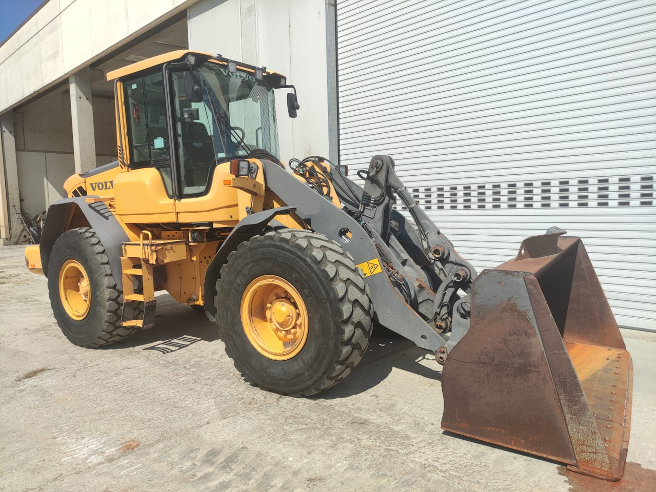 VOLVO L60F - Kolesový nakladač: obrázok 3 VOLVO L60F - Kolesový nakladač: obrázok 3