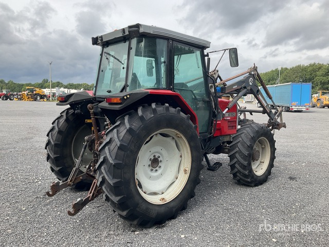 1997 Massey Ferguson 6150 4WD Tractor - Traktor: obrázok 4 1997 Massey Ferguson 6150 4WD Tractor - Traktor: obrázok 4