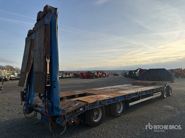 2001 Langendorf TUE 32 Lowboy Trailer - Príves podvalník: obrázok 4 2001 Langendorf TUE 32 Lowboy Trailer - Príves podvalník: obrázok 4