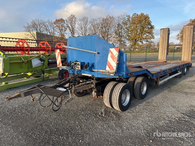 2001 Langendorf TUE 32 Lowboy Trailer - Príves podvalník: obrázok 2 2001 Langendorf TUE 32 Lowboy Trailer - Príves podvalník: obrázok 2