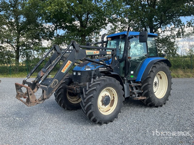 2003 New Holland TS115 4WD Tractor - Traktor: obrázok 2 2003 New Holland TS115 4WD Tractor - Traktor: obrázok 2