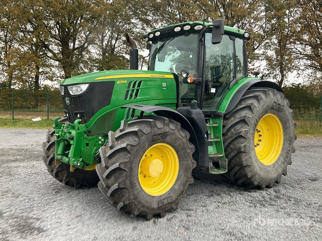 2018 John Deere 6215R Utility Tractor - Kompaktný traktor: obrázok 1 2018 John Deere 6215R Utility Tractor - Kompaktný traktor: obrázok 1
