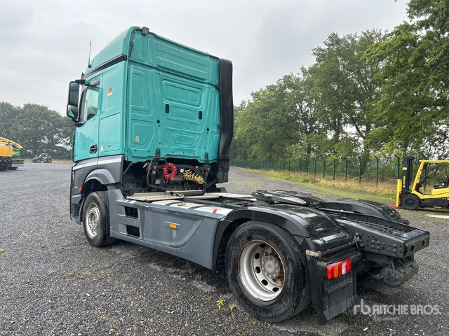 2013 Mercedes-Benz Actros 1842 (Inoperable) T/A Sleeper Truck Tractor - Ťahač: obrázok 4 2013 Mercedes-Benz Actros 1842 (Inoperable) T/A Sleeper Truck Tractor - Ťahač: obrázok 4