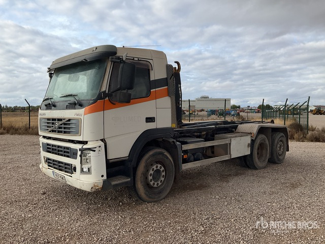2004 Volvo FM12-280 6x2 Hooklift Truck - Hákový nosič kontajnerov: obrázok 3 2004 Volvo FM12-280 6x2 Hooklift Truck - Hákový nosič kontajnerov: obrázok 3