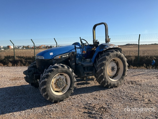 2005 New Holland TD95D 4WD Tractor - Traktor: obrázok 2 2005 New Holland TD95D 4WD Tractor - Traktor: obrázok 2
