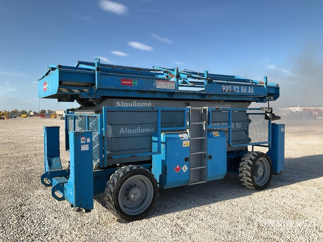 2006 Genie GS5390RT 4x4 Diesel Scissor Lift - Samohybná plošiny: obrázok 1 2006 Genie GS5390RT 4x4 Diesel Scissor Lift - Samohybná plošiny: obrázok 1