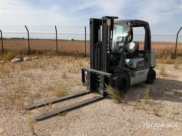 2007 Nissan FGD02A30Q Forklift - Dieselový vysokozdvižný vozík: obrázok 2 2007 Nissan FGD02A30Q Forklift - Dieselový vysokozdvižný vozík: obrázok 2