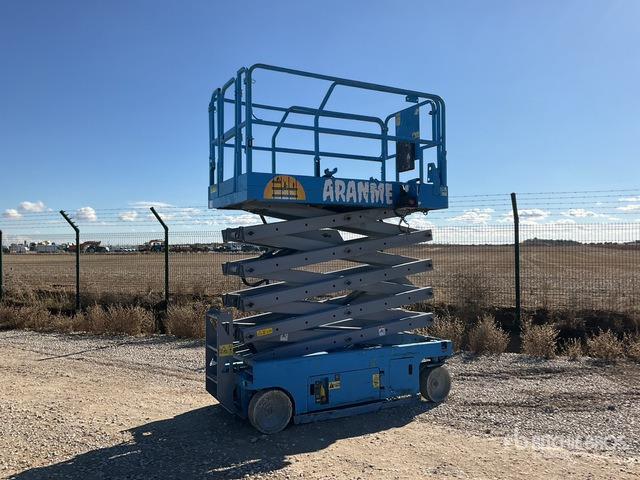 2008 Genie GS3246 Electric Scissor Lift - Samohybná plošiny: obrázok 1 2008 Genie GS3246 Electric Scissor Lift - Samohybná plošiny: obrázok 1