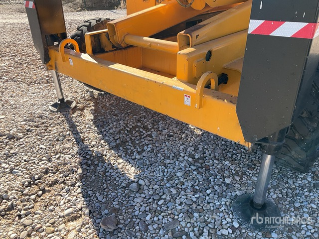 2011 Haulotte H12SX Scissor Lift - Samohybná plošiny: obrázok 4 2011 Haulotte H12SX Scissor Lift - Samohybná plošiny: obrázok 4