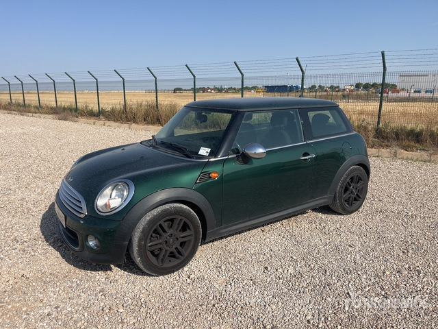 2012 Mini One Automobile - Automobil: obrázok 2 2012 Mini One Automobile - Automobil: obrázok 2