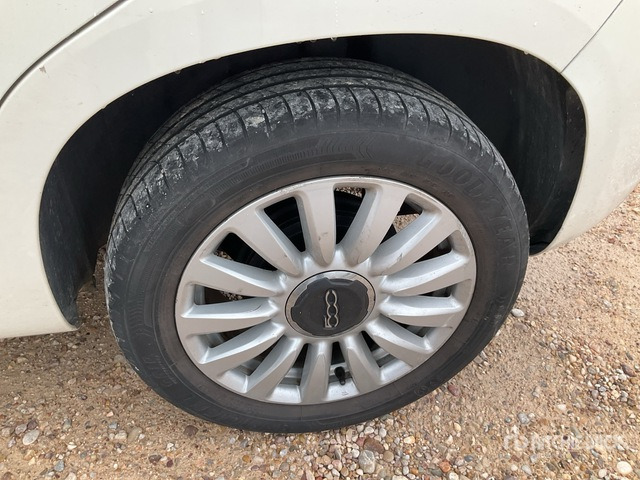 2014 Fiat 500 500L 1.3 JTD Automobile - Automobil: obrázok 4 2014 Fiat 500 500L 1.3 JTD Automobile - Automobil: obrázok 4