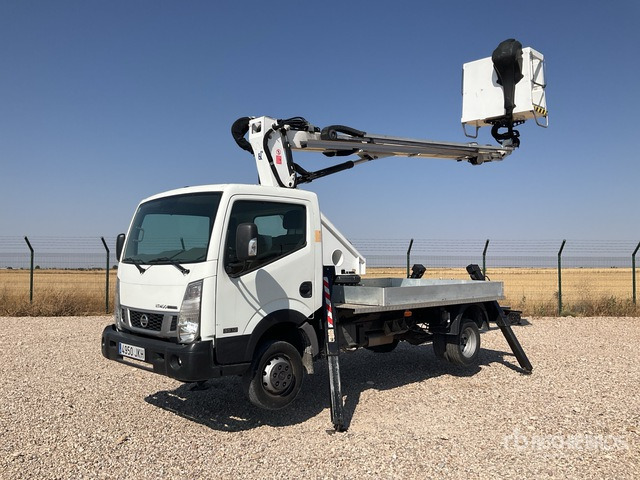 2015 Nissan NT400 Cabstar 2015 Oil&Steel Scorpion 1812 Sm ... Bucket Truck - Automobilová plošina: obrázok 2 2015 Nissan NT400 Cabstar 2015 Oil&Steel Scorpion 1812 Sm ... Bucket Truck - Automobilová plošina: obrázok 2