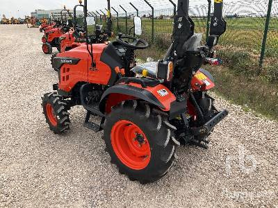 AVENGER 26 HST (Unused) - Traktor: obrázok 2 AVENGER 26 HST (Unused) - Traktor: obrázok 2