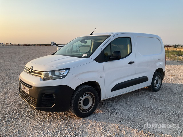2023 Citroen Berlingo Cargo Van - Dodávka: obrázok 2 2023 Citroen Berlingo Cargo Van - Dodávka: obrázok 2