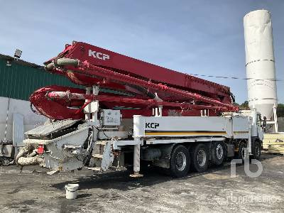 SCANIA PC124 C420 2005 KCP KCP48ZX200 48 m on 10x ... - Autočerpadlo: obrázok 3 SCANIA PC124 C420 2005 KCP KCP48ZX200 48 m on 10x ... - Autočerpadlo: obrázok 3