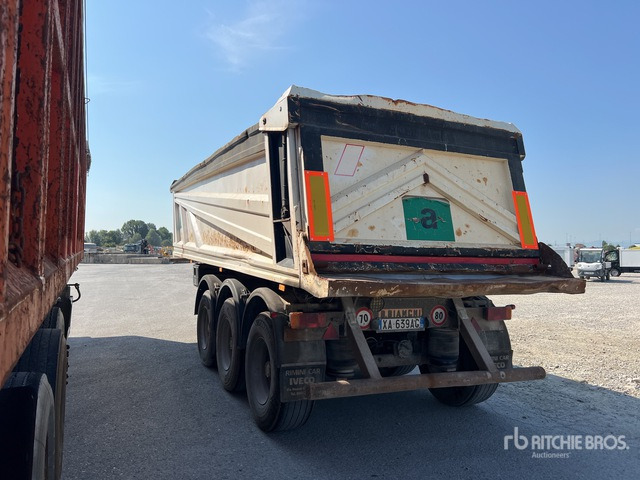 1995 Bianchi Tornado End Dump Trailer - Mulčovač: obrázok 4 1995 Bianchi Tornado End Dump Trailer - Mulčovač: obrázok 4