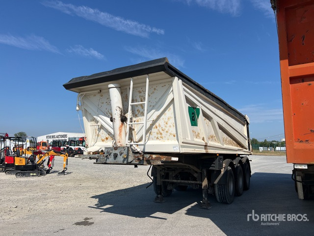 1995 Bianchi Tornado End Dump Trailer - Mulčovač: obrázok 2 1995 Bianchi Tornado End Dump Trailer - Mulčovač: obrázok 2