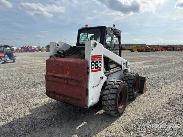 2002 Bobcat 863 High Flow Skid Steer Loader - Šmykom riadený nakladač: obrázok 3 2002 Bobcat 863 High Flow Skid Steer Loader - Šmykom riadený nakladač: obrázok 3