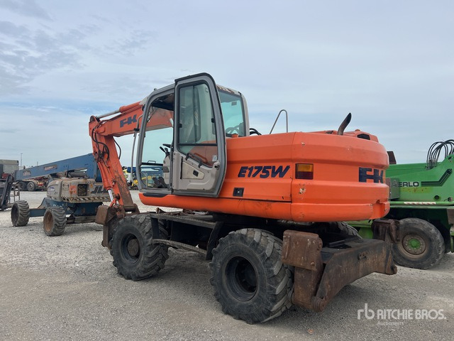 2004 Fiat Kobelco E175W (Inoperable) Wheel Excavator - Kolesové rýpadlo: obrázok 3 2004 Fiat Kobelco E175W (Inoperable) Wheel Excavator - Kolesové rýpadlo: obrázok 3