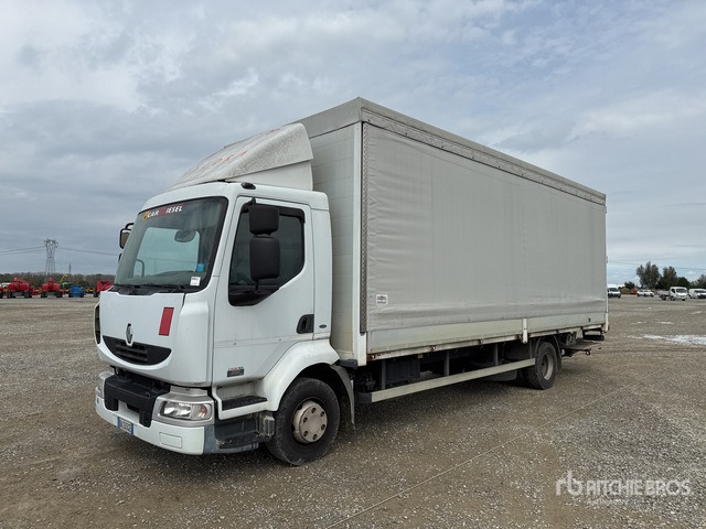 2006 Renault Midlum 220DCI 4x2 Curtain Side Truck - Plachtové nákladné vozidlo: obrázok 2 2006 Renault Midlum 220DCI 4x2 Curtain Side Truck - Plachtové nákladné vozidlo: obrázok 2