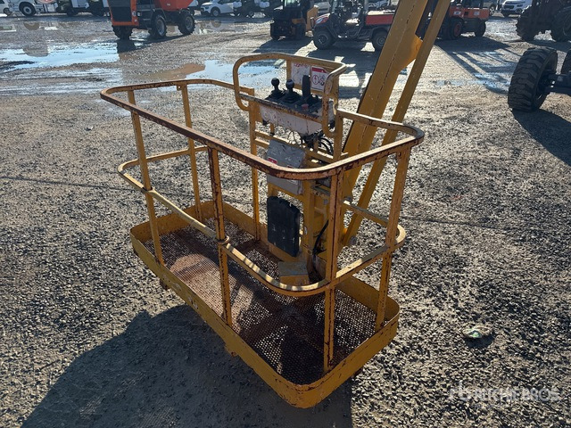 Teleskopická plošina 2008 Haulotte H23TPX: obrázok 6