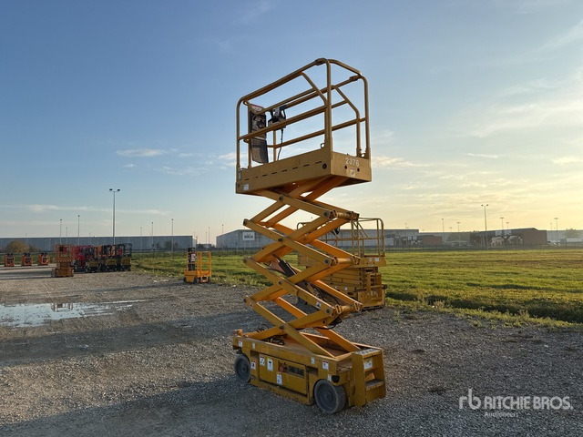 2008 Haulotte Optimum 8 Electric Scissor Lift - Samohybná plošiny: obrázok 1 2008 Haulotte Optimum 8 Electric Scissor Lift - Samohybná plošiny: obrázok 1