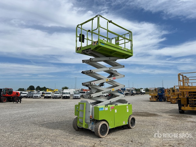 2008 Iteco IT12151 Electric Scissor Lift - Samohybná plošiny: obrázok 3 2008 Iteco IT12151 Electric Scissor Lift - Samohybná plošiny: obrázok 3