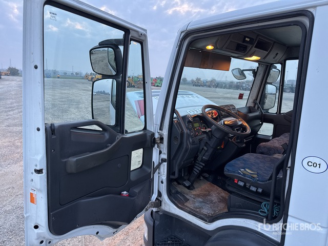 2008 Iveco Eurocargo 75E16 4x2 Dump Truck: Light Duty - Sklápač: obrázok 5 2008 Iveco Eurocargo 75E16 4x2 Dump Truck: Light Duty - Sklápač: obrázok 5